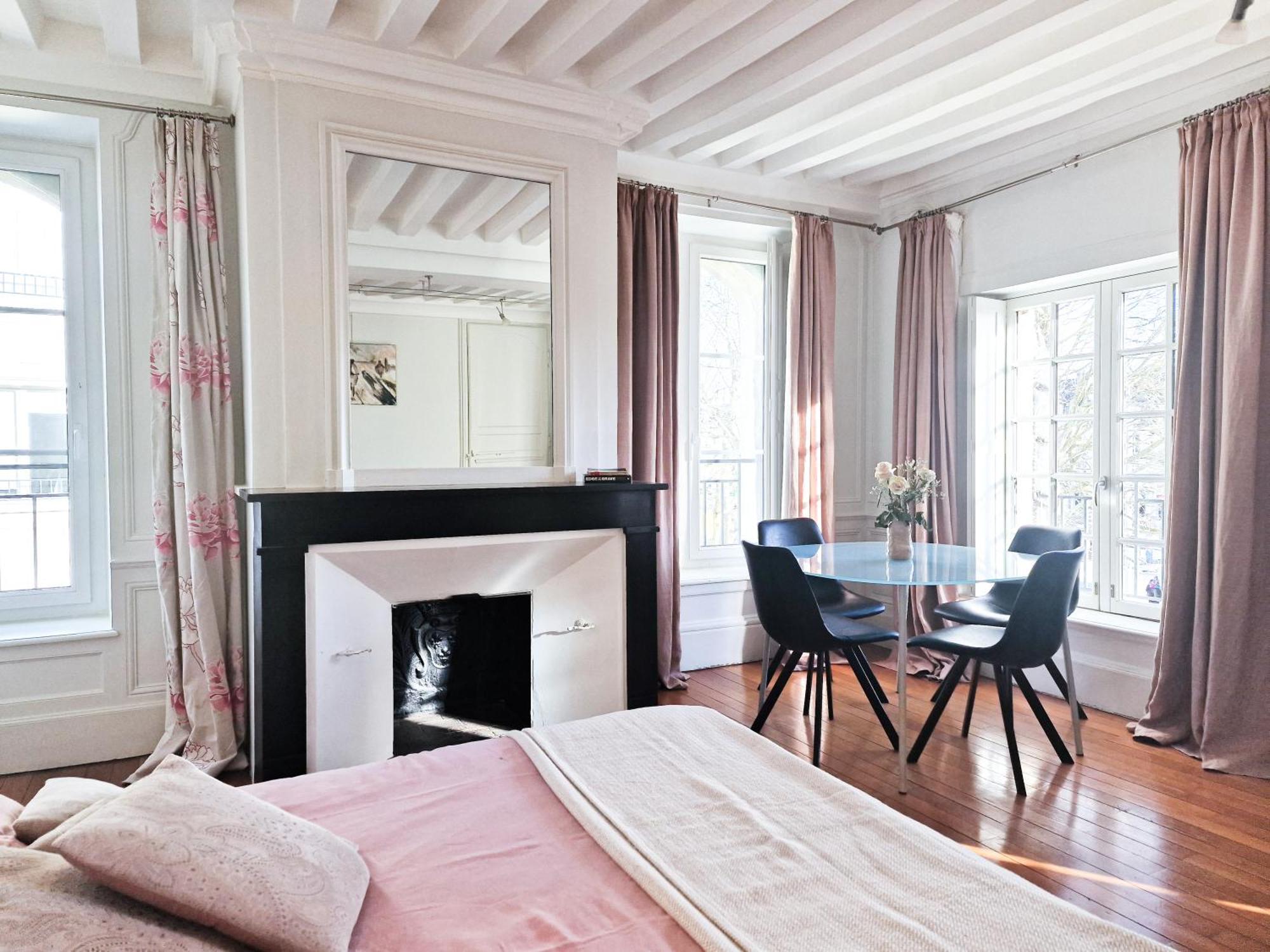 Villa Republique Normandie Liberte 凯恩 外观 照片